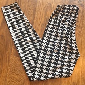 Houndstooth Leggings